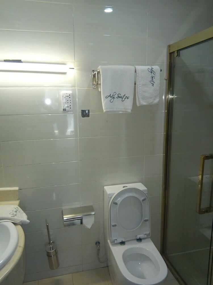 Hotel Adig Suites
