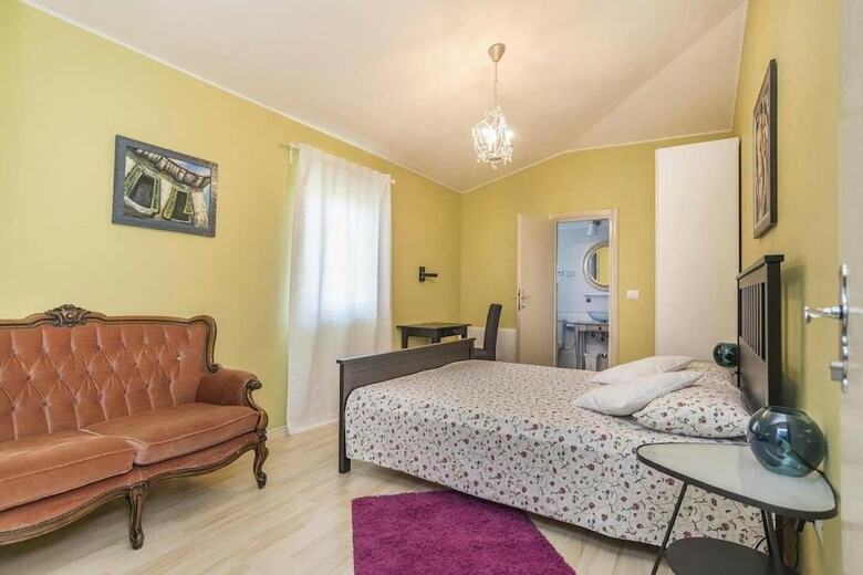 Hotel Apartments & Rooms Buoni Amici