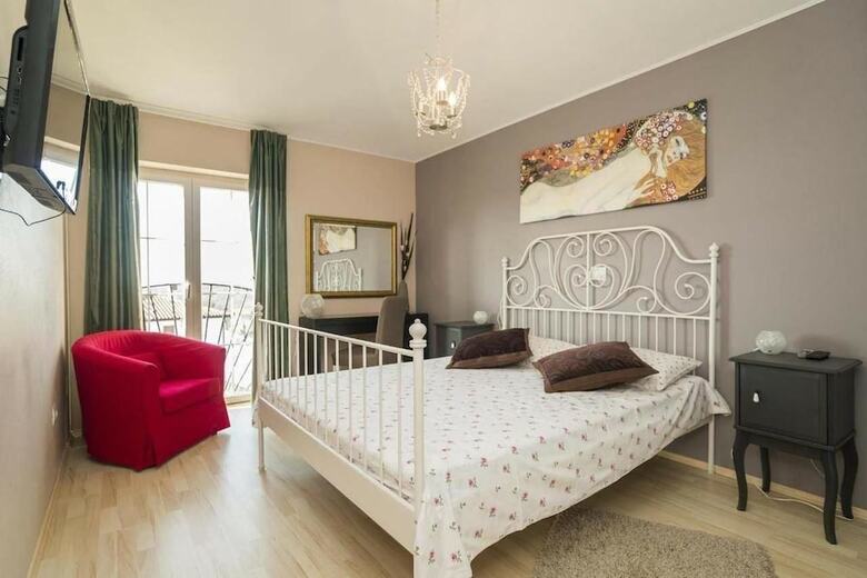 Hotel Apartments & Rooms Buoni Amici