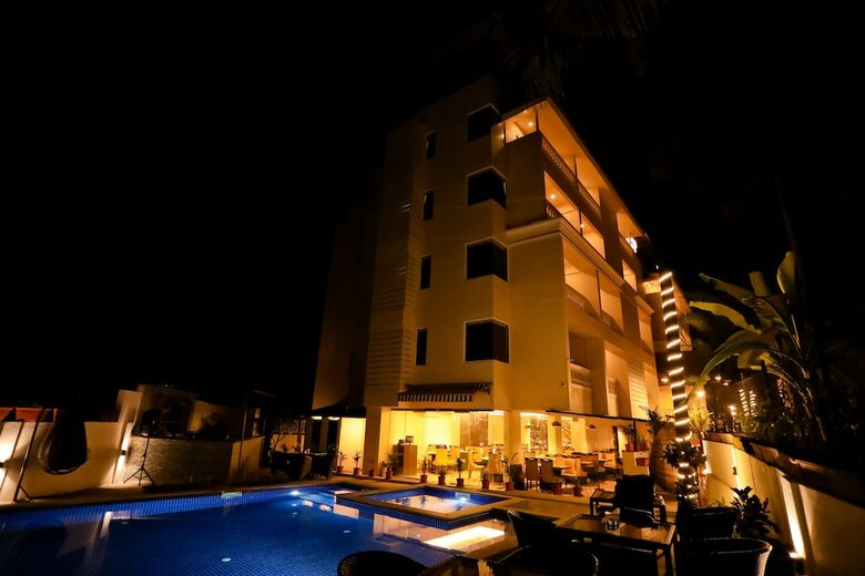 Hotel Amara Grand
