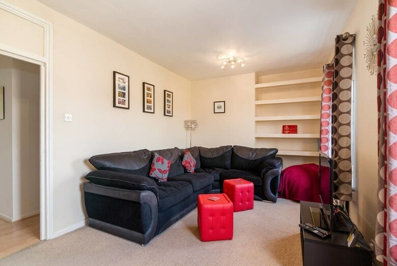 Apartamentos Cute 2br Home Near Tower Bridge, 4 Guests