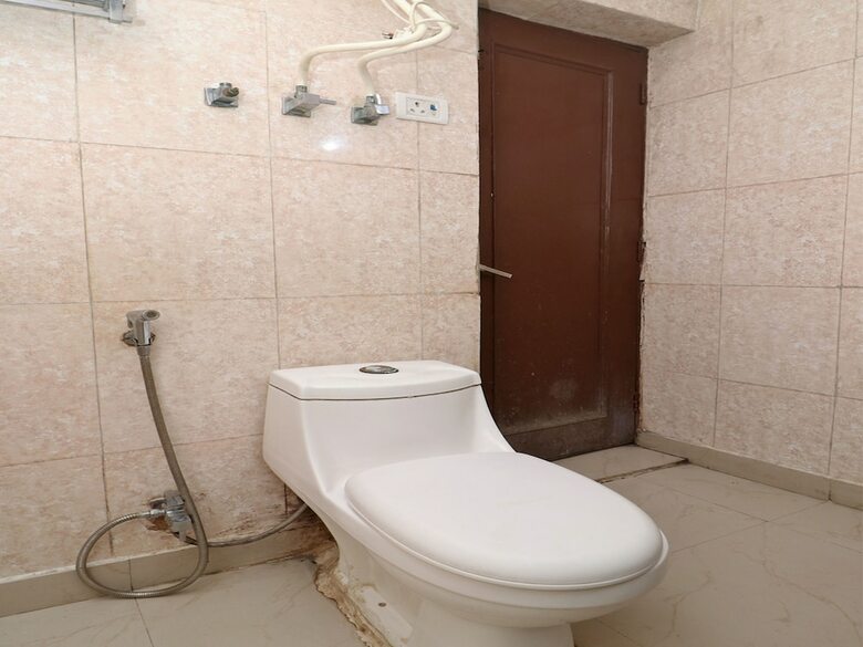 Oyo 14705 Hotel India Palace