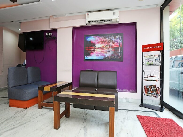 Oyo 15258 Hotel Arya International
