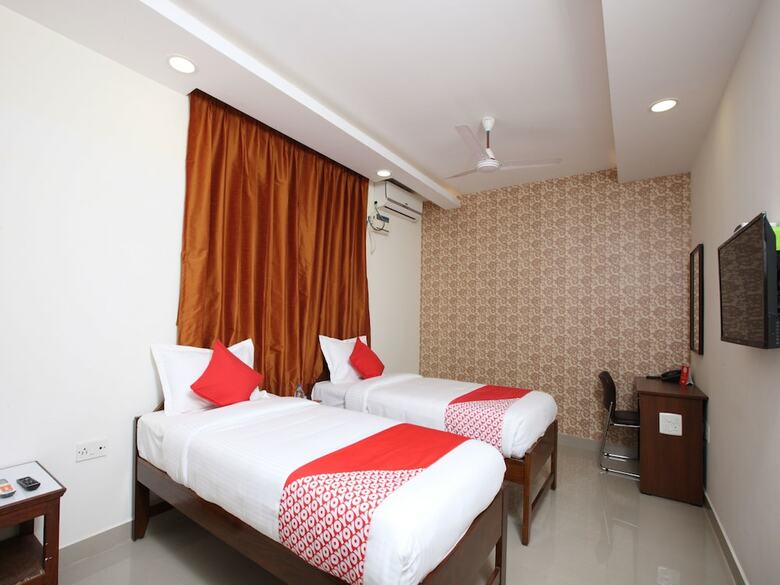 Hotel Oyo 14441 Ramani Residency