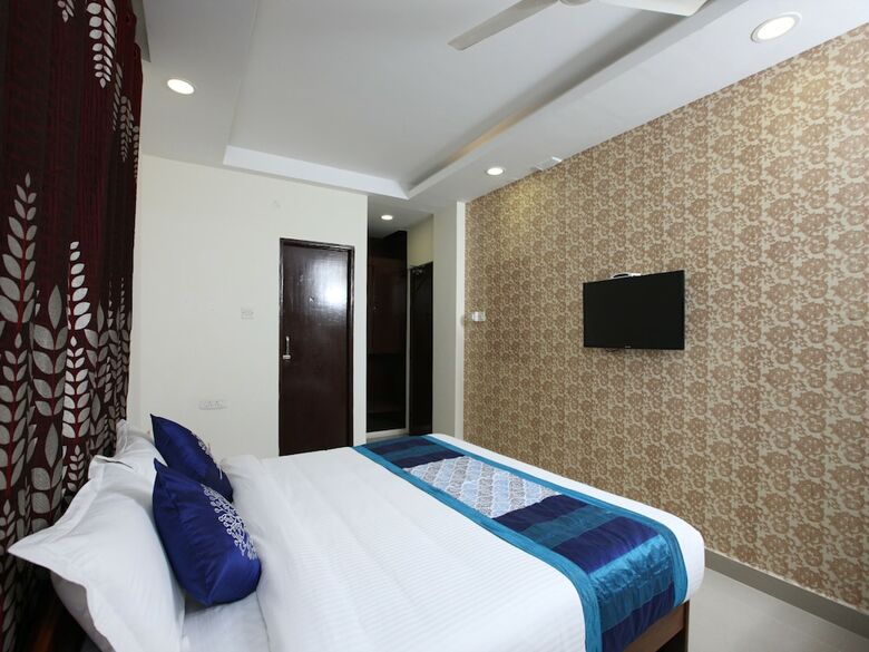 Hotel Oyo 14441 Ramani Residency