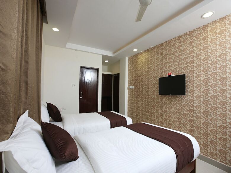Hotel Oyo 14441 Ramani Residency