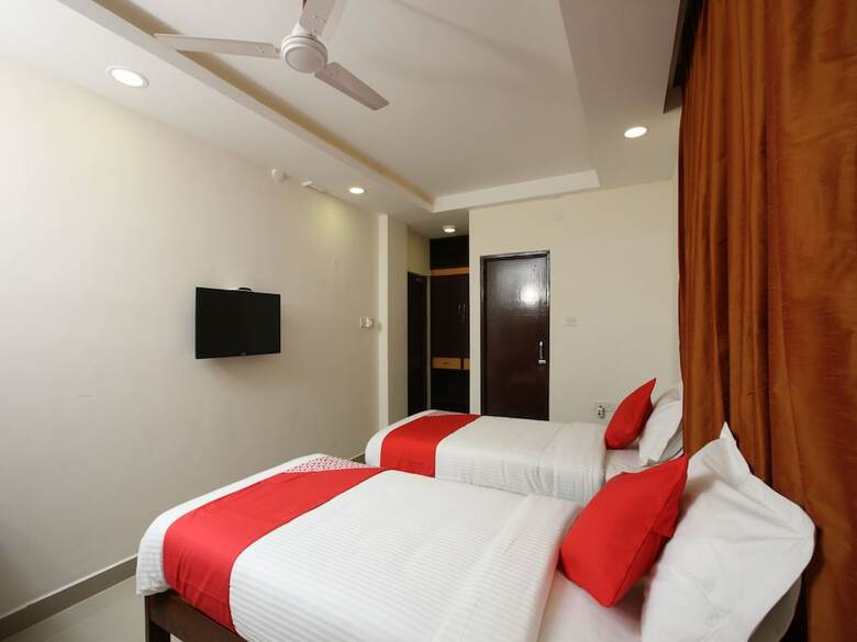 Hotel Oyo 14441 Ramani Residency