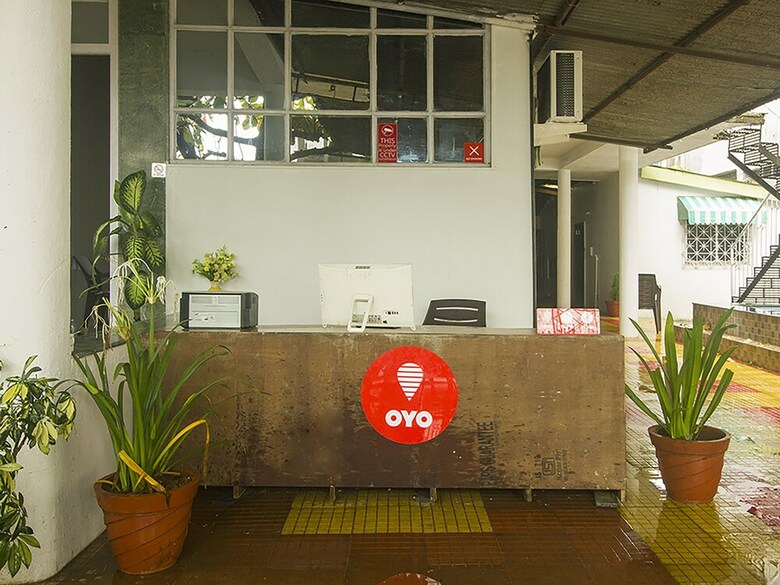 Hotel Oyo 15225 Rainbow House