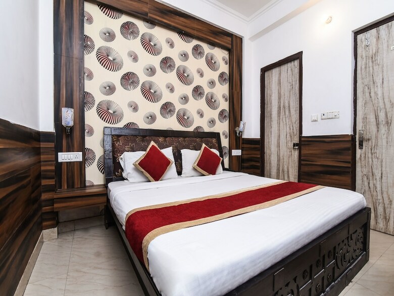 Oyo 16014 Hotel Perfect Palace