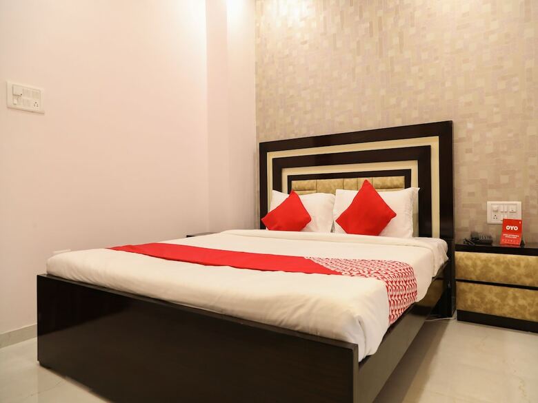 Hotel Oyo 14839 Orient Prime