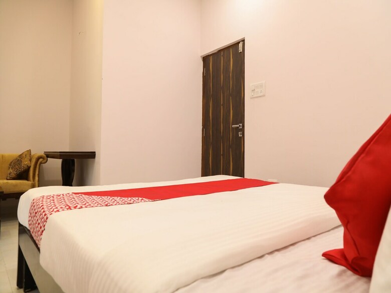 Hotel Oyo 14839 Orient Prime