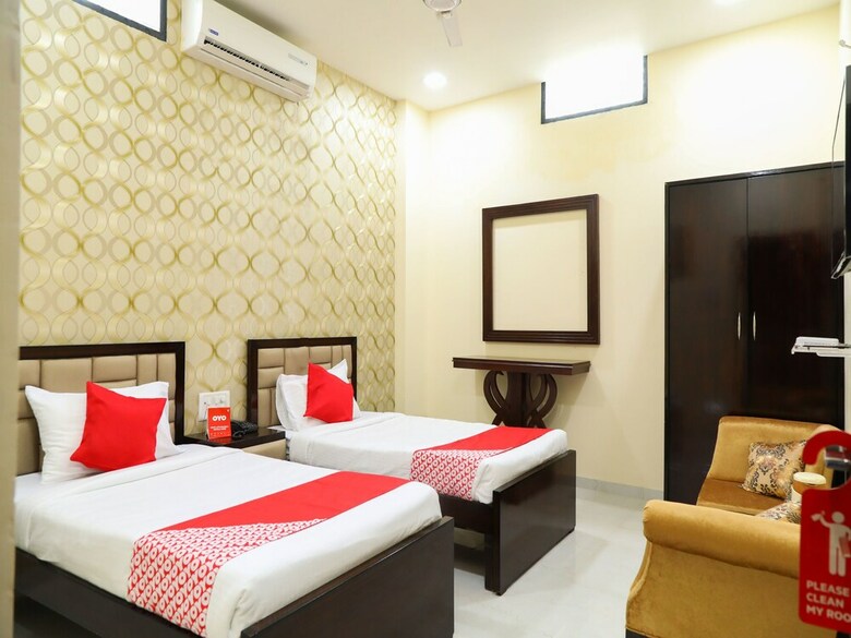 Hotel Oyo 14839 Orient Prime