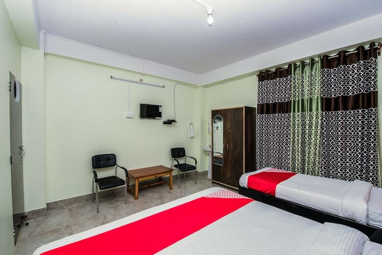 Hotel Oyo 16051 Cherry Blossom Inn