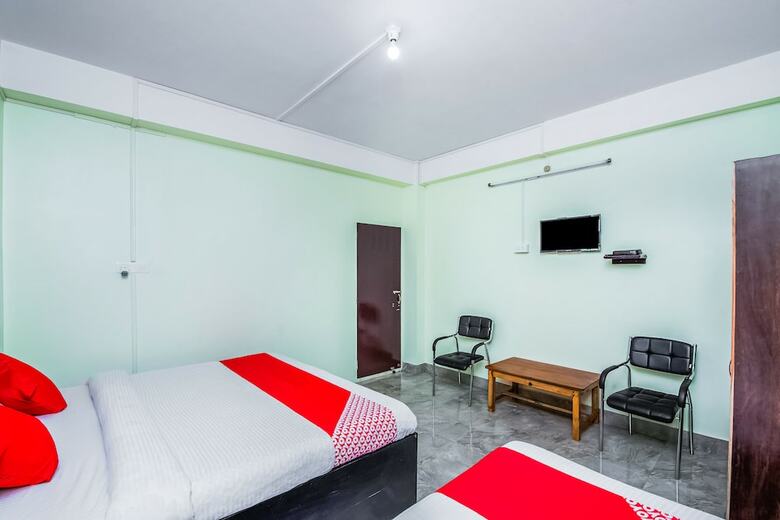 Hotel Oyo 16051 Cherry Blossom Inn