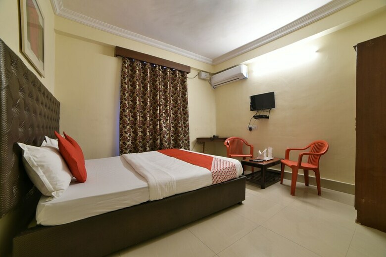 Hotel Oyo 16018 Rainbow Saphire