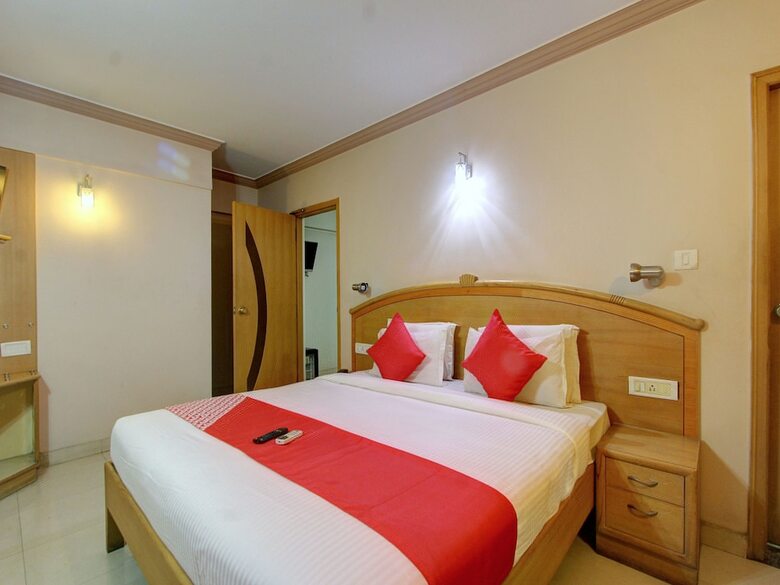 Hotel Oyo 15781 Shree Adiga Residency