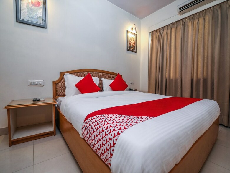 Oyo 15359 Hotel Kanchandeep