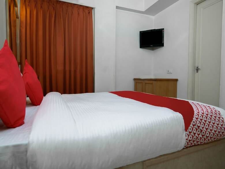 Oyo 15359 Hotel Kanchandeep