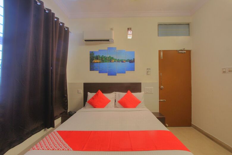 Hotel Oyo 16107 Rigel Residency