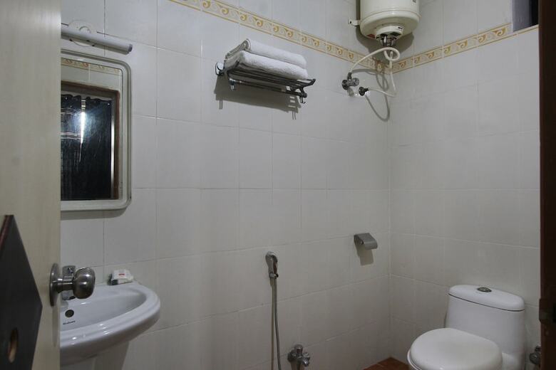 Hotel Oyo 16107 Rigel Residency