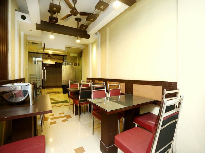 Hotel Oyo 15190 Select Residency