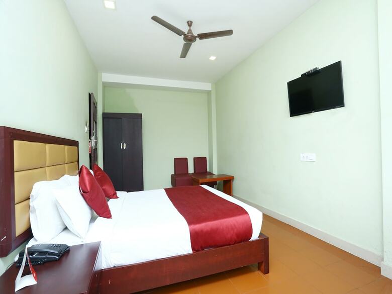 Hotel Oyo 15190 Select Residency
