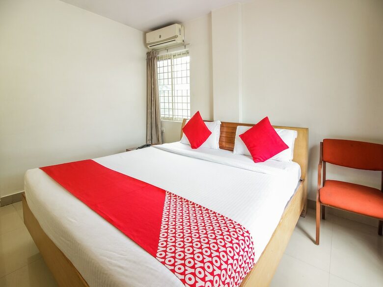 Oyo 1633 Hotel White Parrot