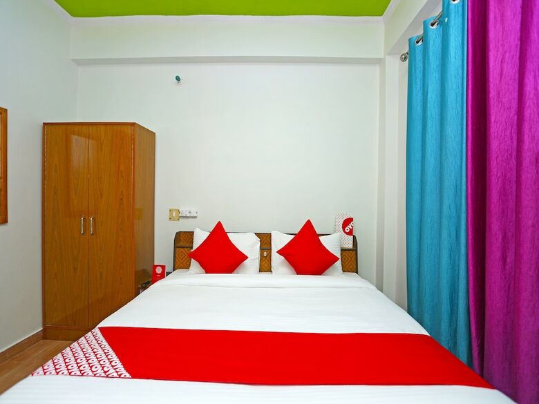 Oyo 17011 Hotel Kiran