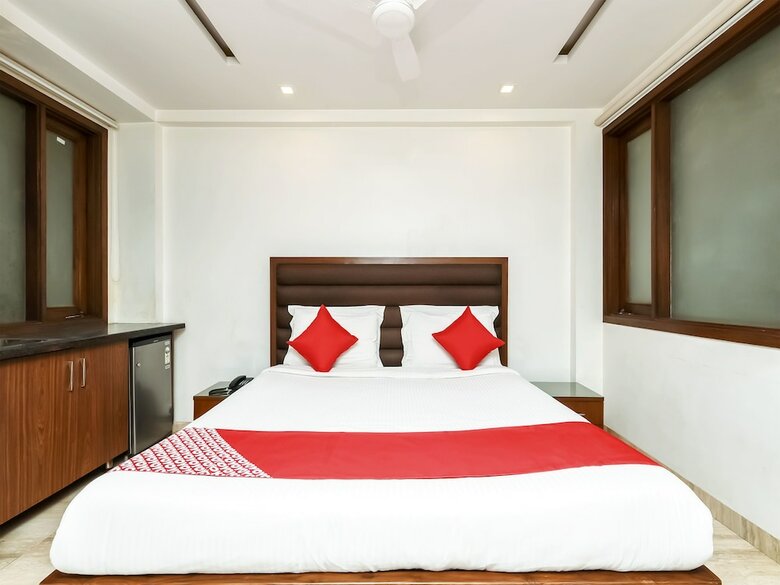 Hotel Oyo 16540 Prem Home