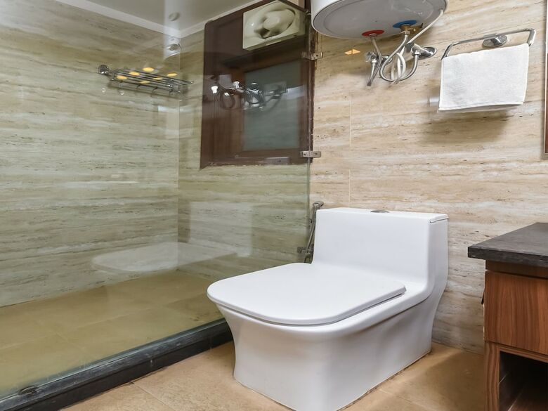 Hotel Oyo 16540 Prem Home