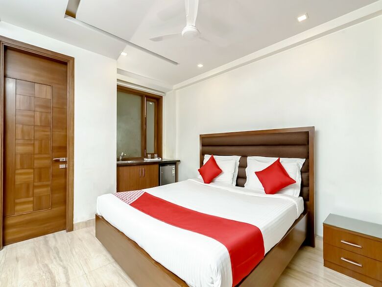 Hotel Oyo 16540 Prem Home