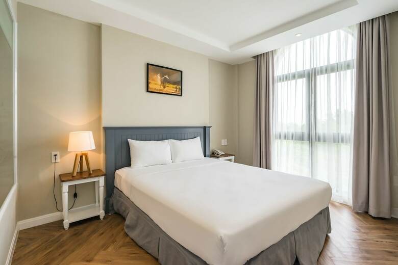 Parklane Hotel Saigon South