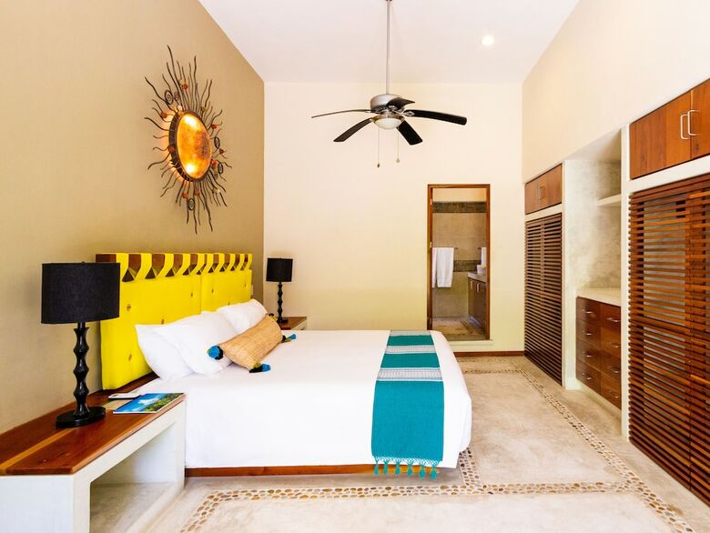Ocean Front Private 3 Bedroom Villa In Akumal