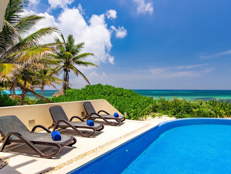 Ocean Front Private 3 Bedroom Villa In Akumal