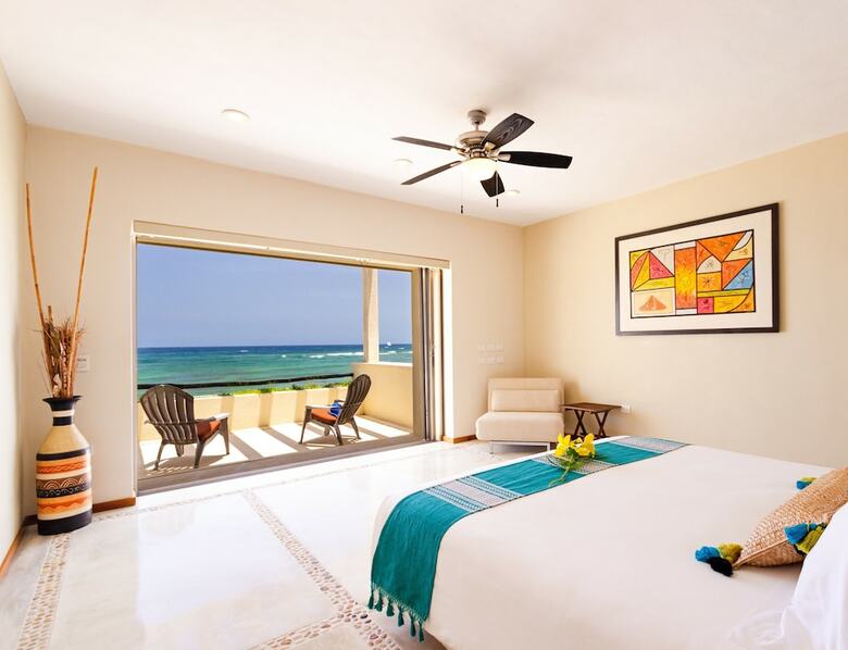 Ocean Front Private 3 Bedroom Villa In Akumal