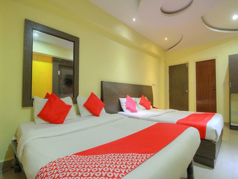 Hotel Oyo 16385 Mb International