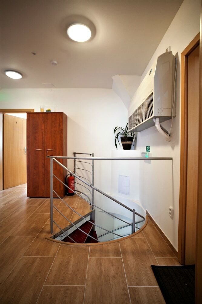 Bed & Breakfast Penzion A Restaurace U Pidly