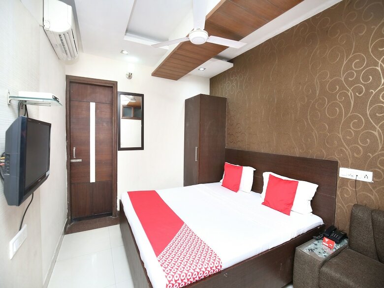 Oyo 16829 Hotel City Night