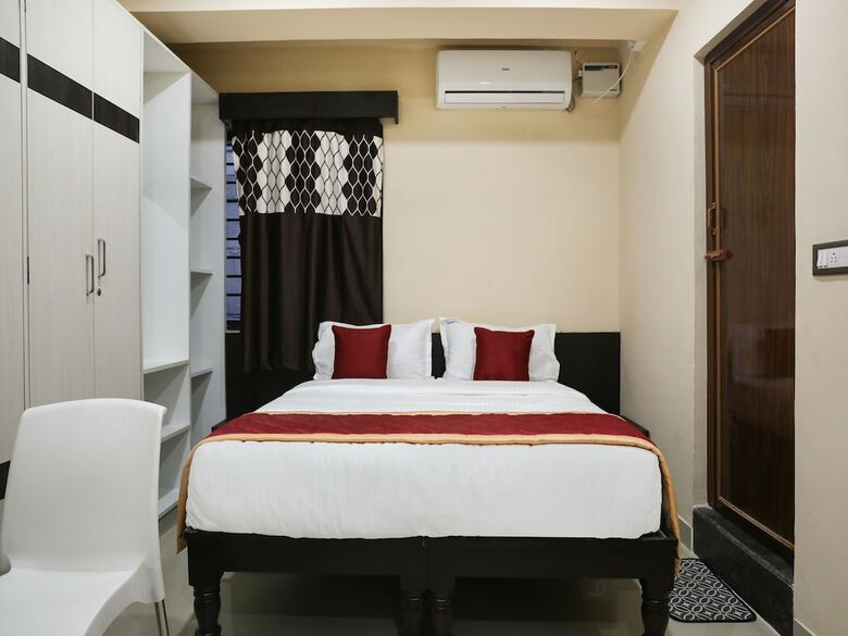 Hotel Oyo 16936 Champion Orchid