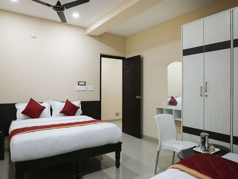 Hotel Oyo 16936 Champion Orchid