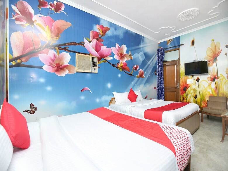 Oyo 16736 Hotel Hm Crystal