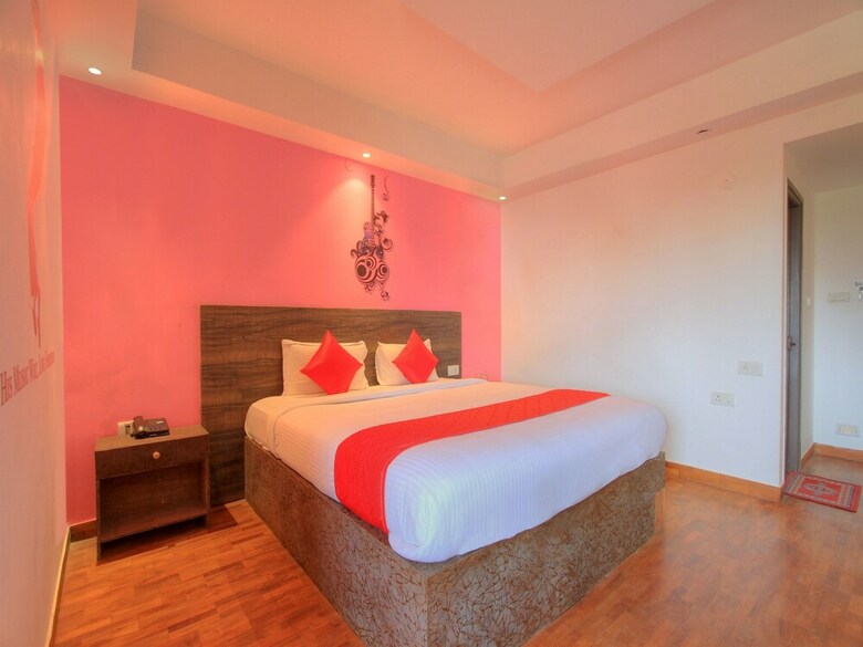 Hotel Oyo 16965 Jia Stays