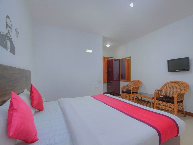 Hotel Oyo 16965 Jia Stays