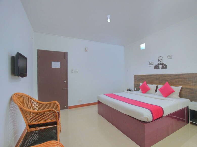 Hotel Oyo 16965 Jia Stays