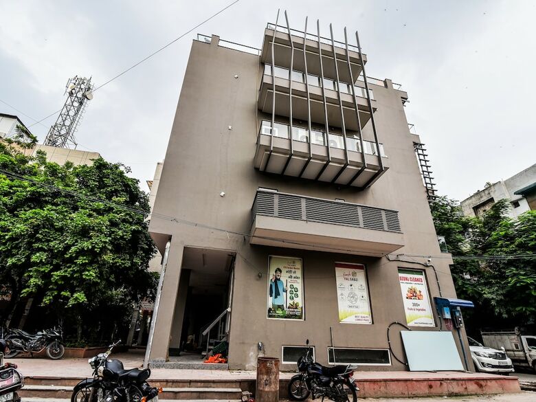 Hotel Edition O 30008 Pitampura