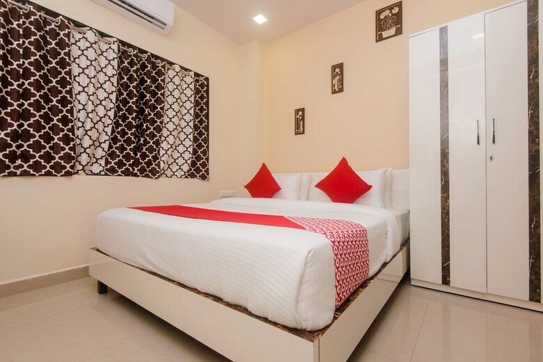 Hotel Oyo 17371 Platinum Inn