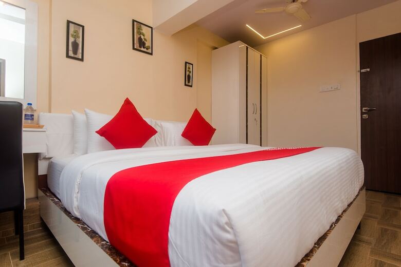 Hotel Oyo 17371 Platinum Inn