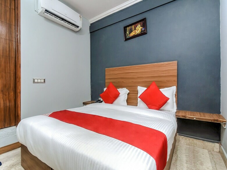 Hotel Oyo 18254 Glorious Stayz