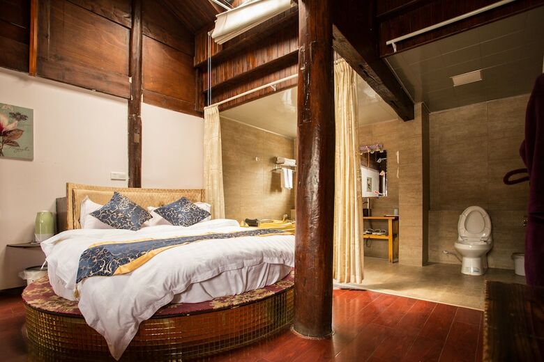 Posada Travel Around The World Inn