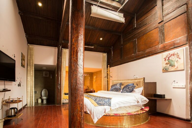 Posada Travel Around The World Inn